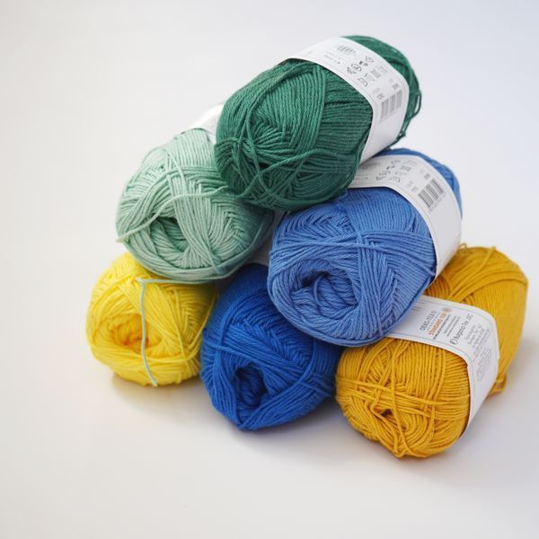 Нитки для ковровой вышивки Cotton Eight &mdash; 1020 (белый) cotton-eight-1020 фото