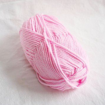 Пряжа для ковровой вышивки DMC Knitty 6 &mdash; 958 (светло-розовый) knitty-6-958 фото