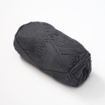 Нитки для ковровой вышивки Cotton Eight &mdash; 1200 (темно-серый) cotton-eight-1200 фото