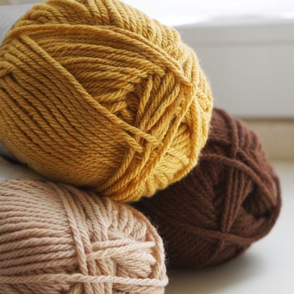Пряжа для килимової вишивки DMC Knitty 6 &mdash; 698 (червоний) knitty-6-698 фото
