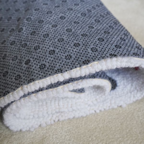 Підкладка для вишивання килимів антиковзка anti-slip-backing фото